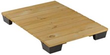 WOODEN PATIO WITH PLASTIC FEET